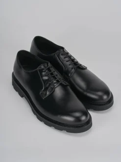 Stringate pelle nero