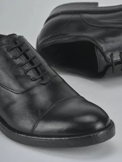 Stringate pelle nero