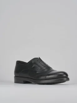 Stringate pelle nero