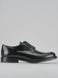 Stringate pelle nero