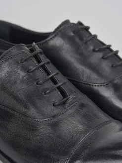 Stringate pelle nero