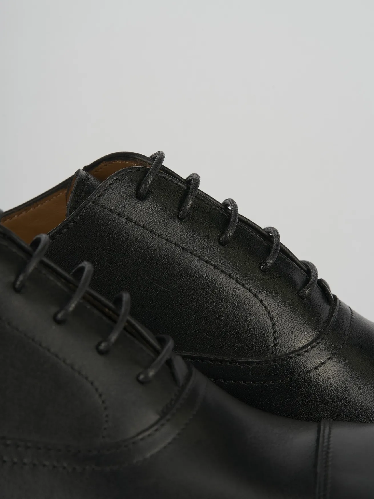 Stringate pelle nero