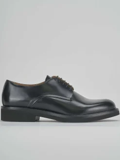 Stringate pelle nero