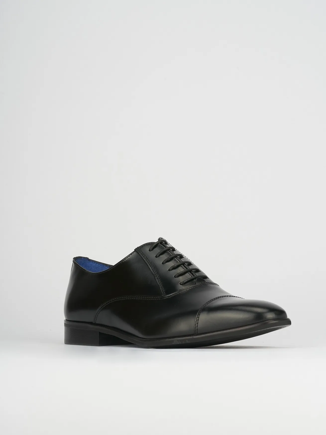 Stringate pelle nero