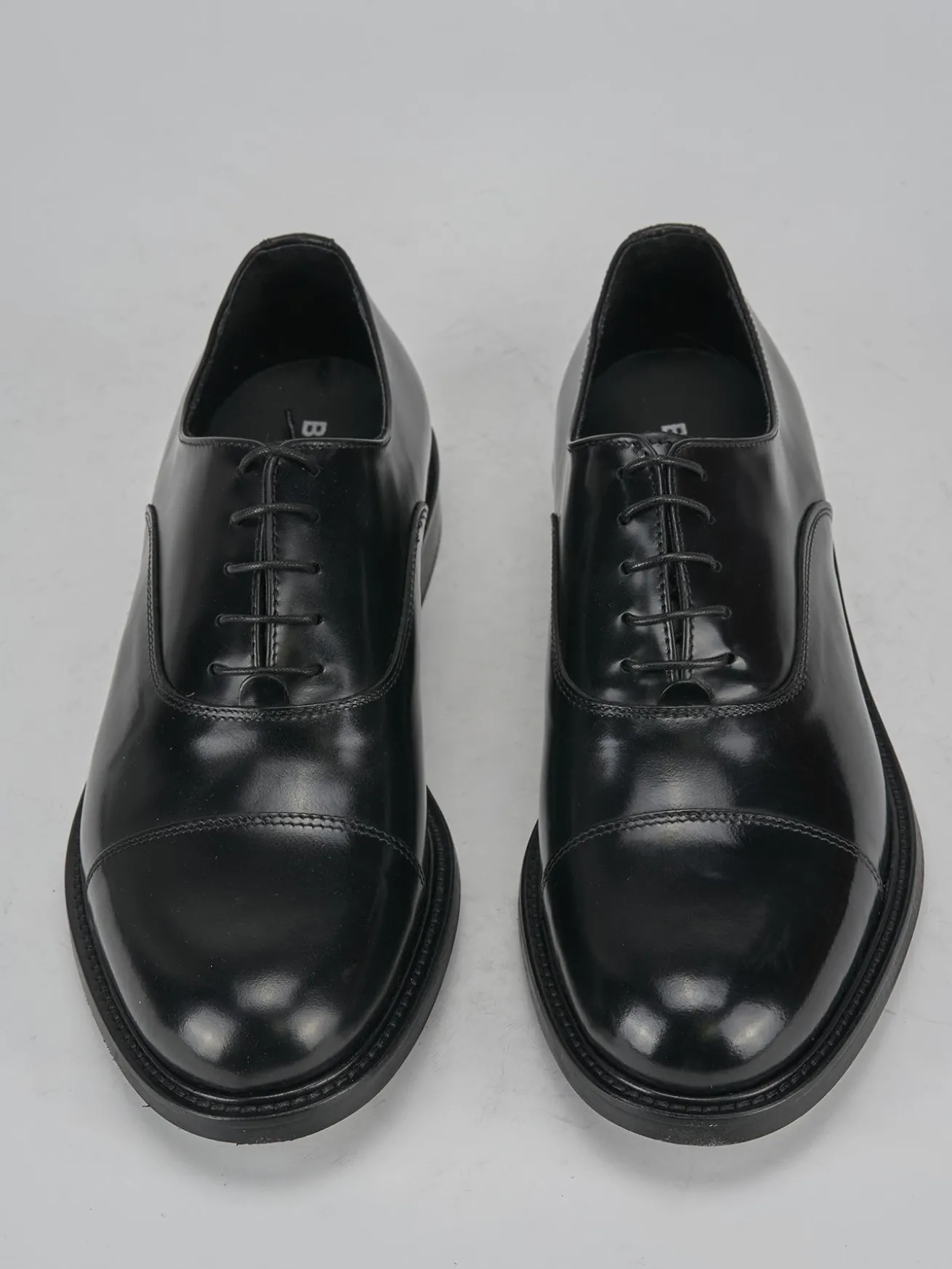 Stringate pelle nero