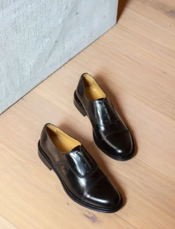 Stringate pelle nero