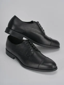 Stringate pelle nero