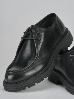 Stringate pelle nero