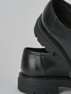 Stringate pelle nero