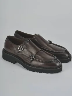 Stringate pelle testa