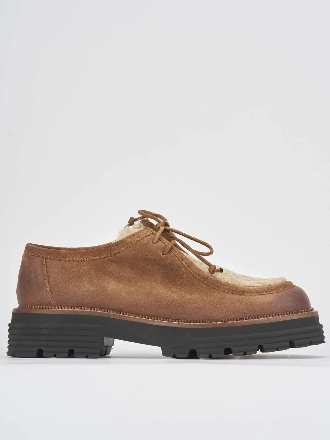 Stringate tacco 2cm camoscio marrone