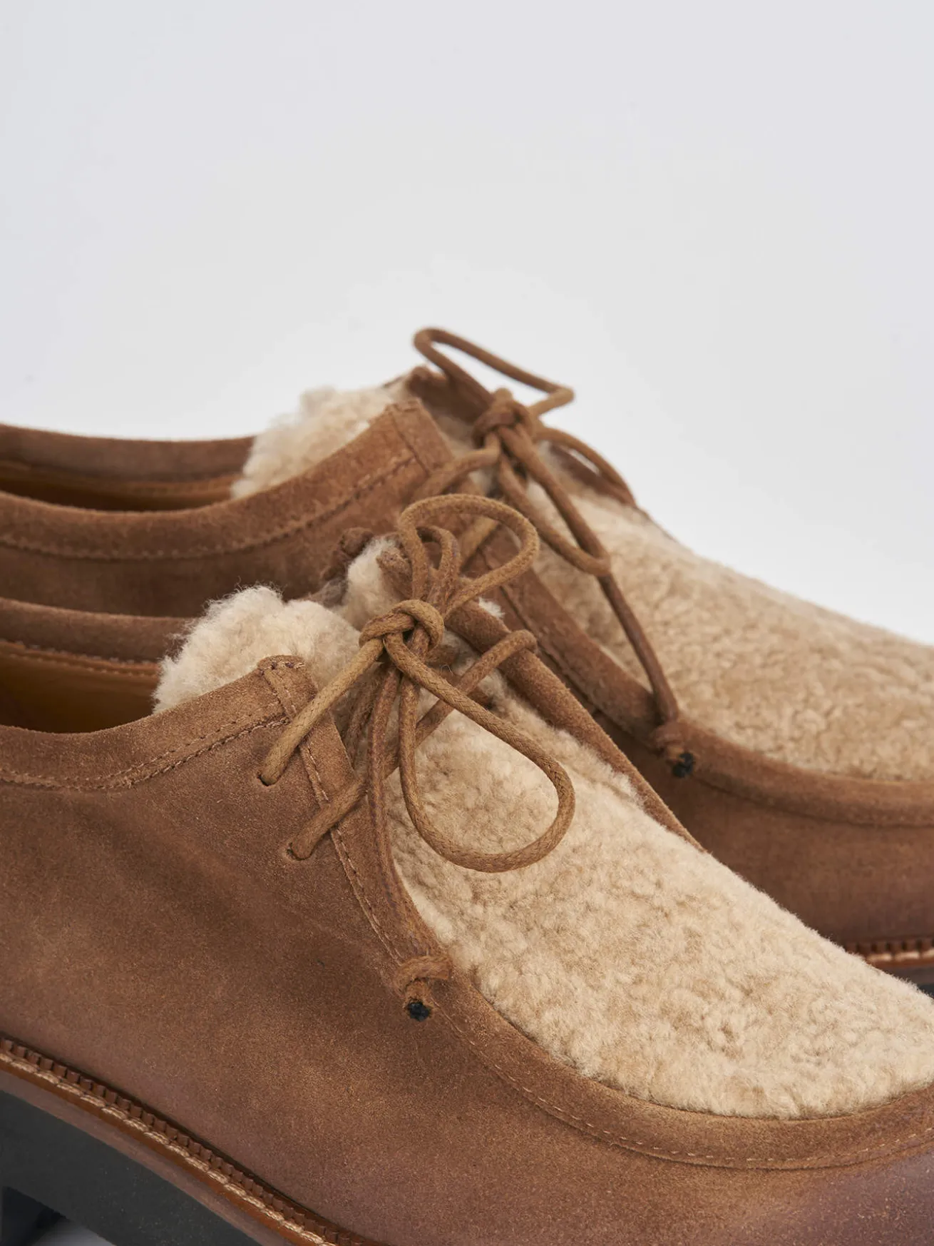 Stringate tacco 2cm camoscio marrone