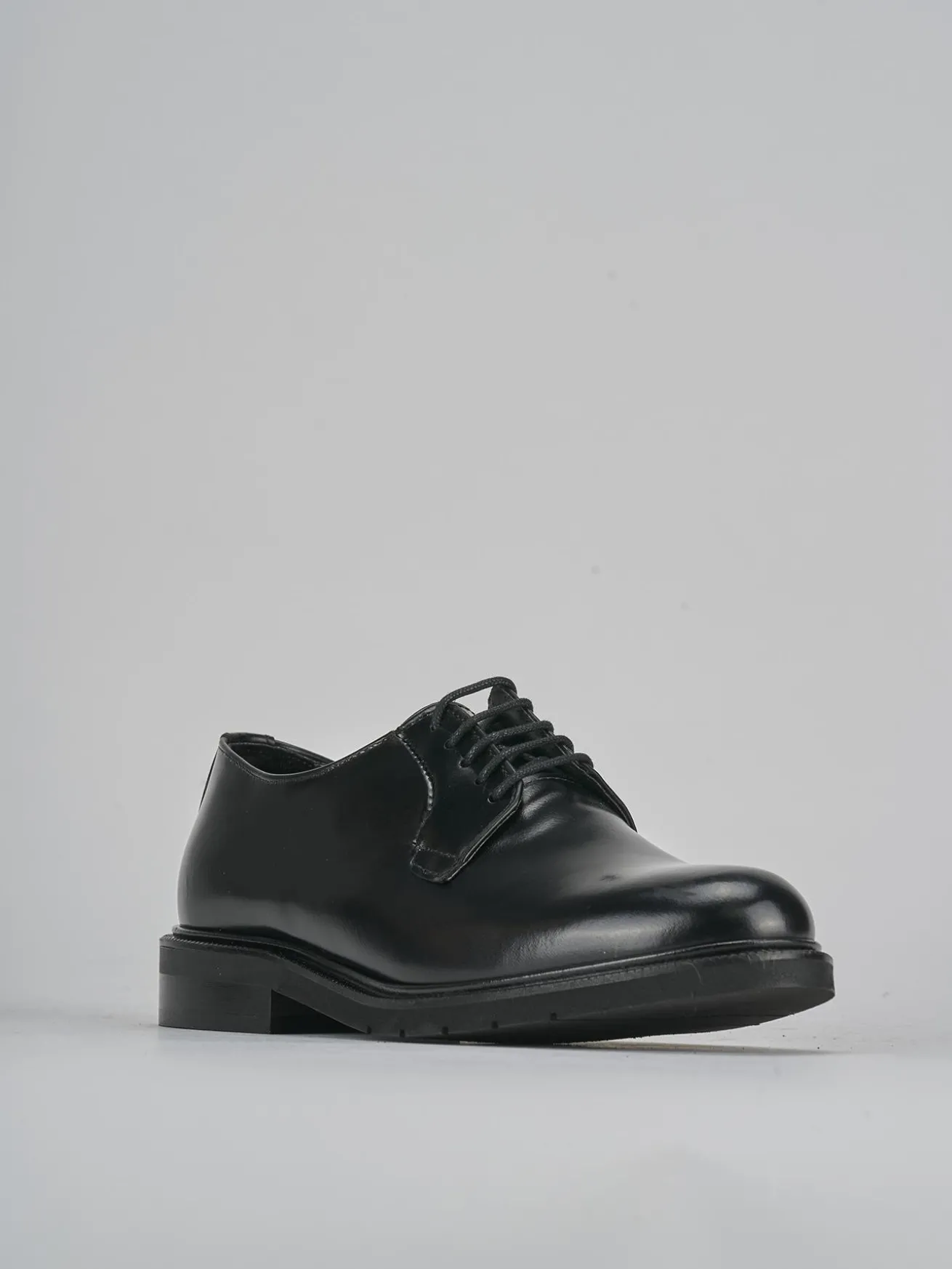 Stringate tacco 2cm pelle nero