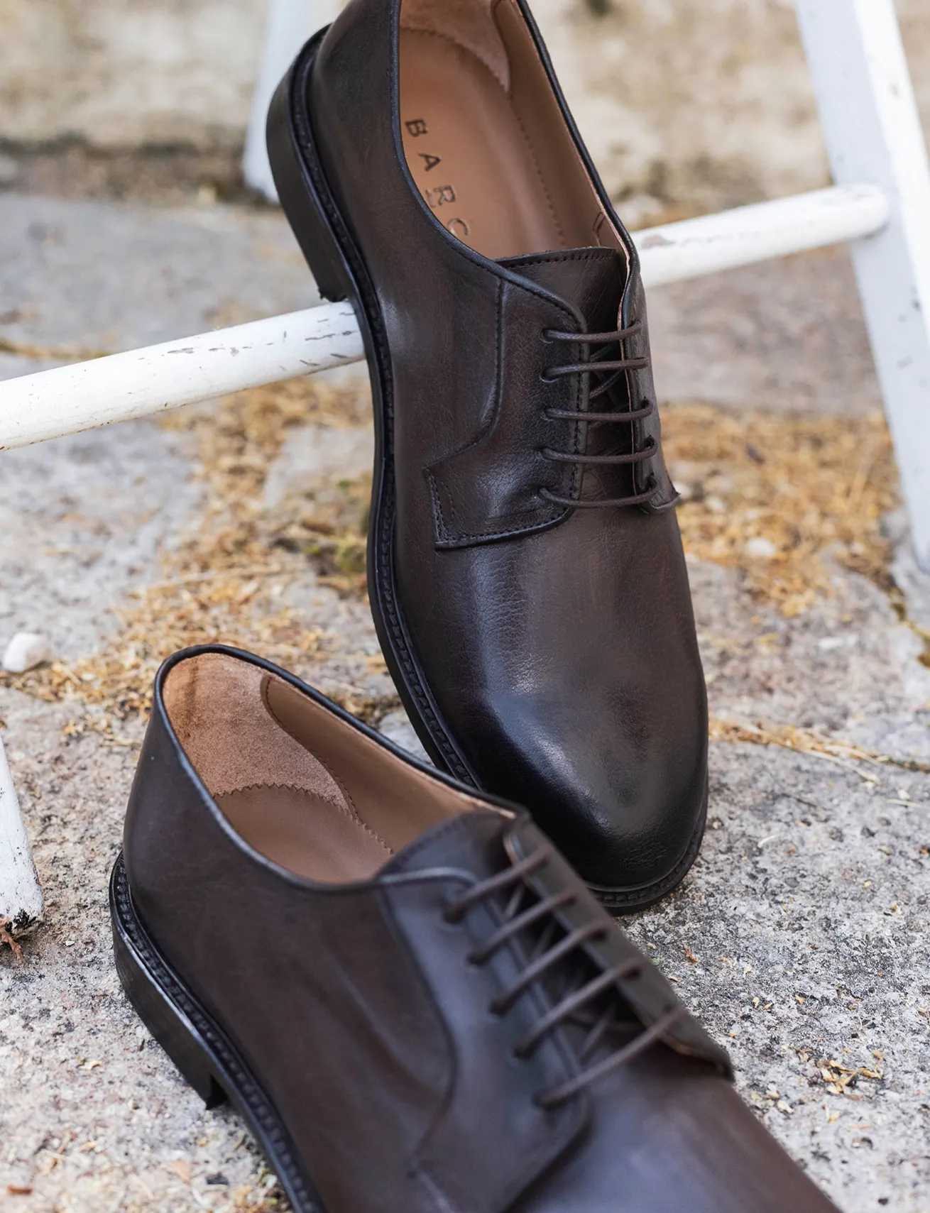 Stringate tacco 1cm pelle testa