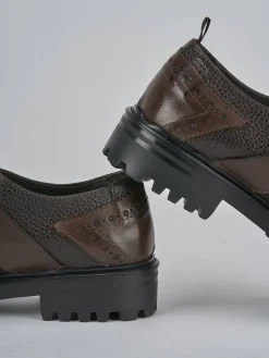 Stringate tacco 2cm pelle testa