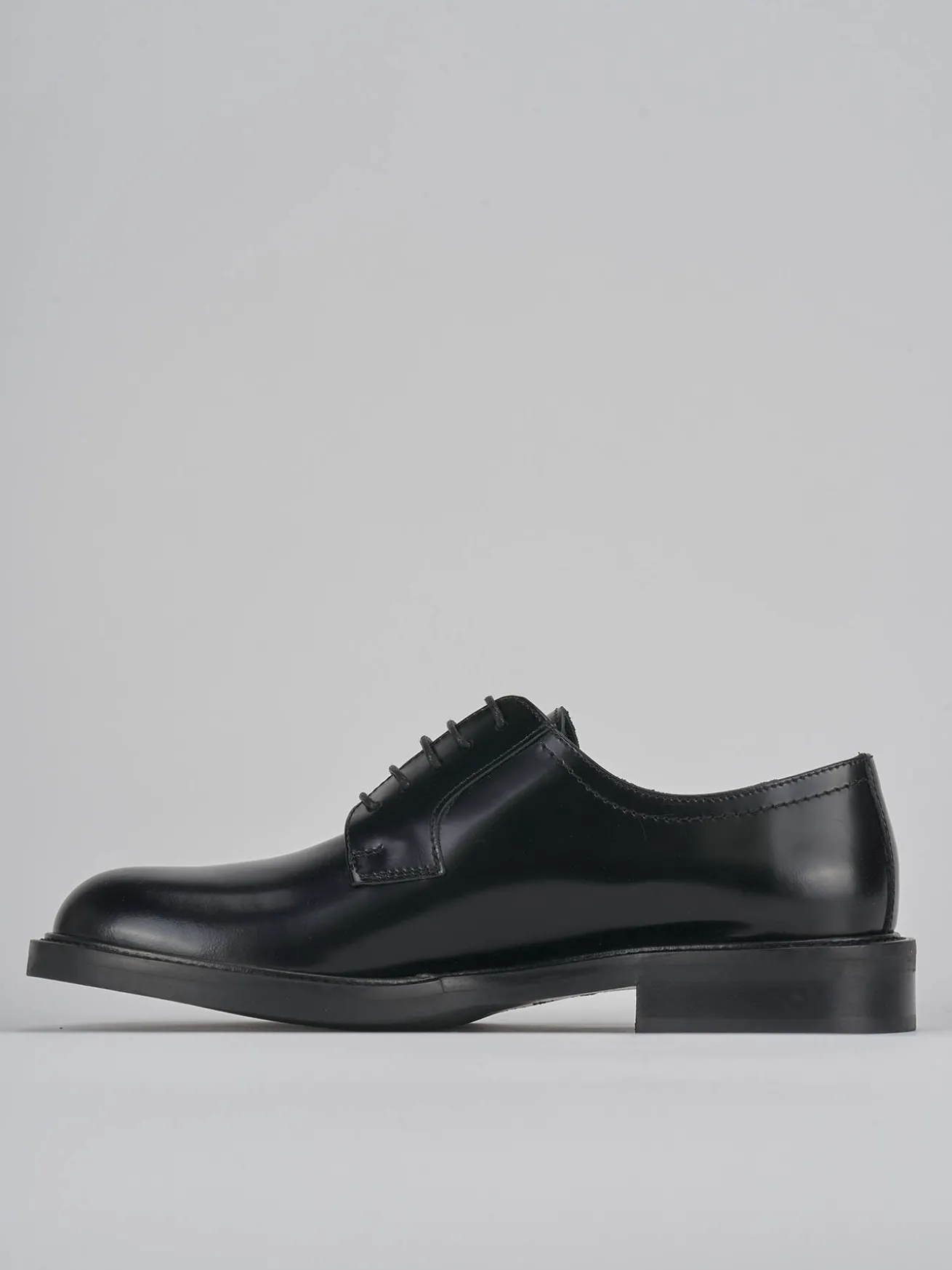 Stringate tacco 1cm pelle nero