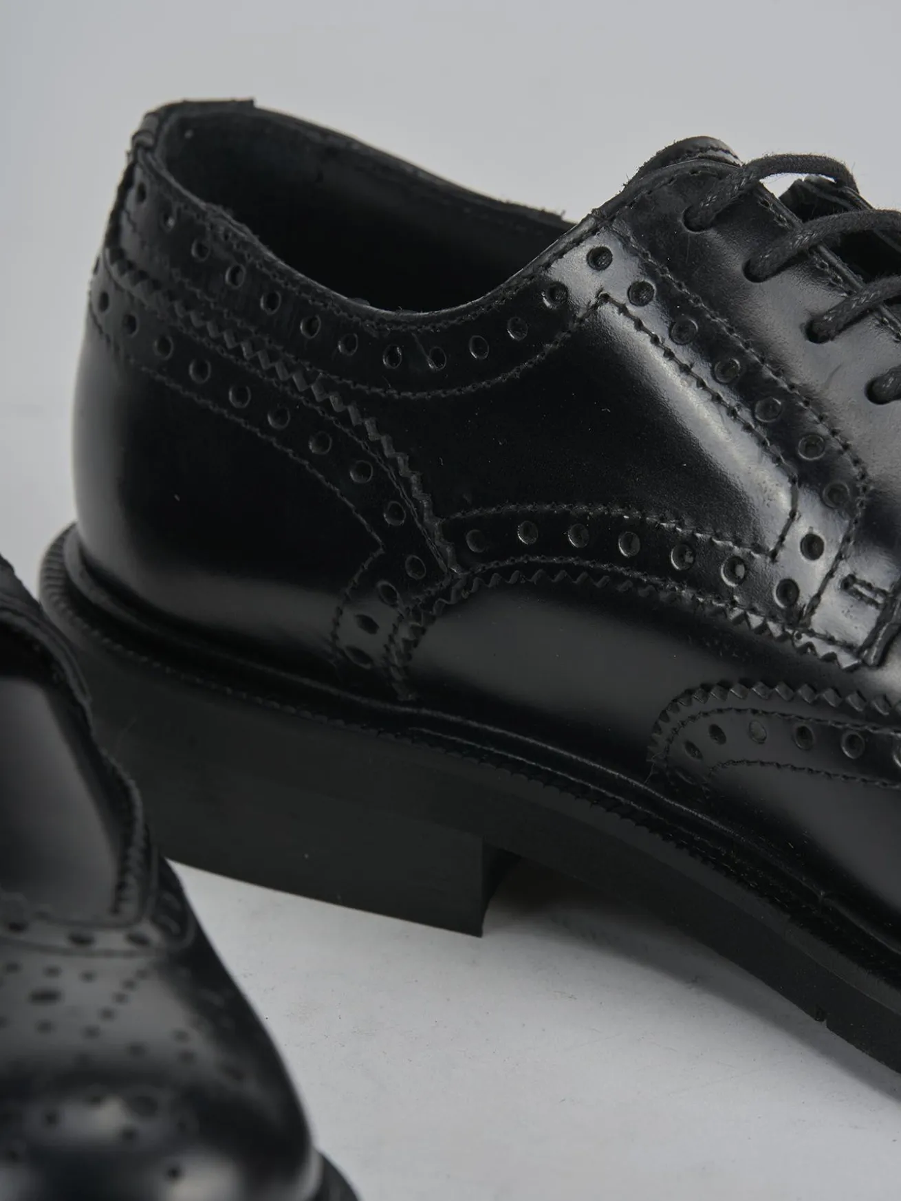 Stringate tacco 2cm pelle nero