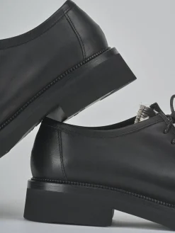 Stringate tacco 2cm pelle nero