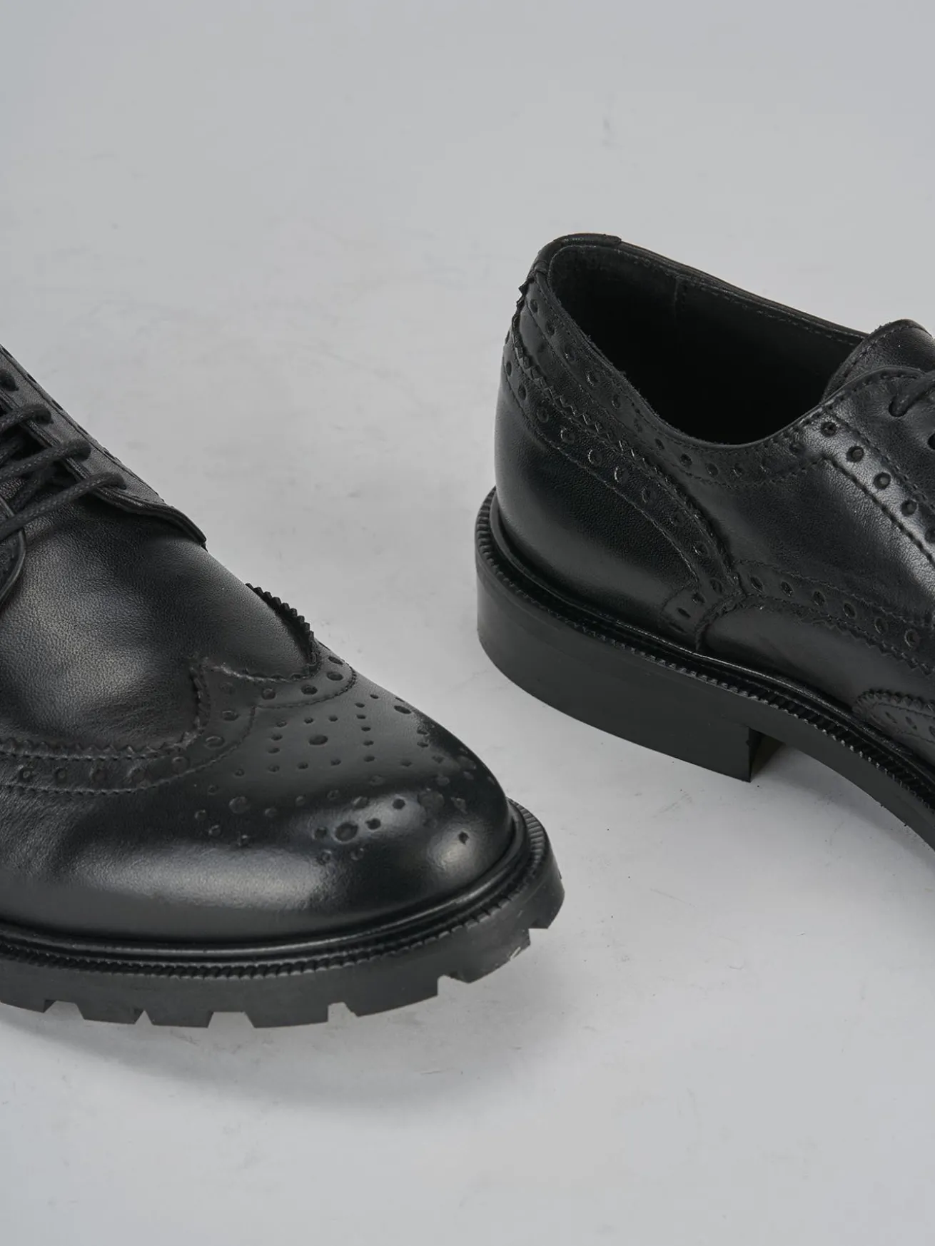 Stringate tacco 2cm pelle nero