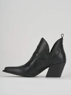 Tronchetto tacco 7 cm nero pelle